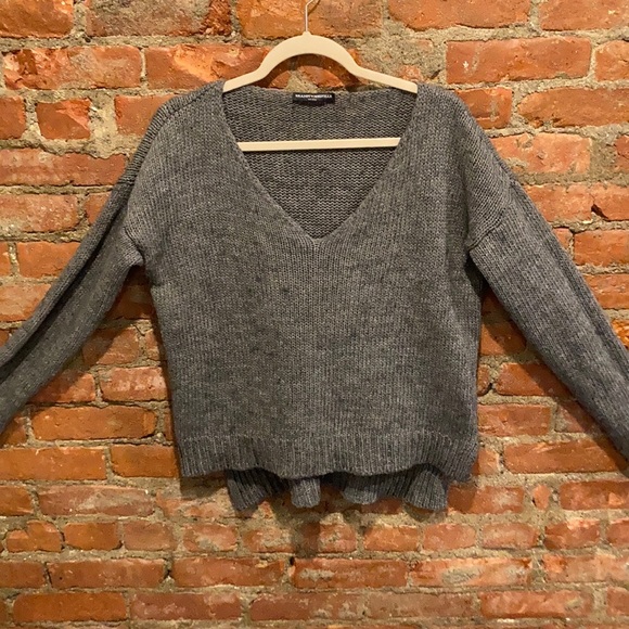 Brandy Melville Sweaters - Brandy Melville Grey Sweater